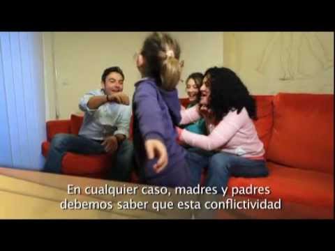 hermanos de 10 y 8 años hacen el amor