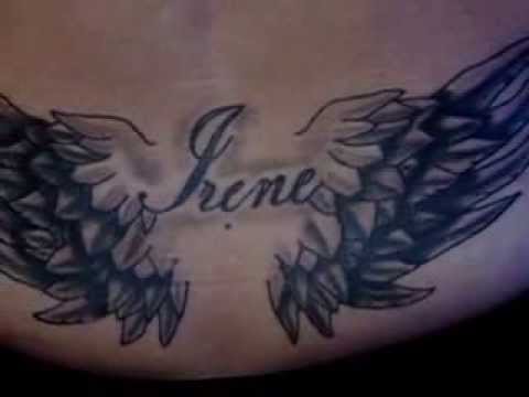 tatuaje de alas en la espalda para mujer