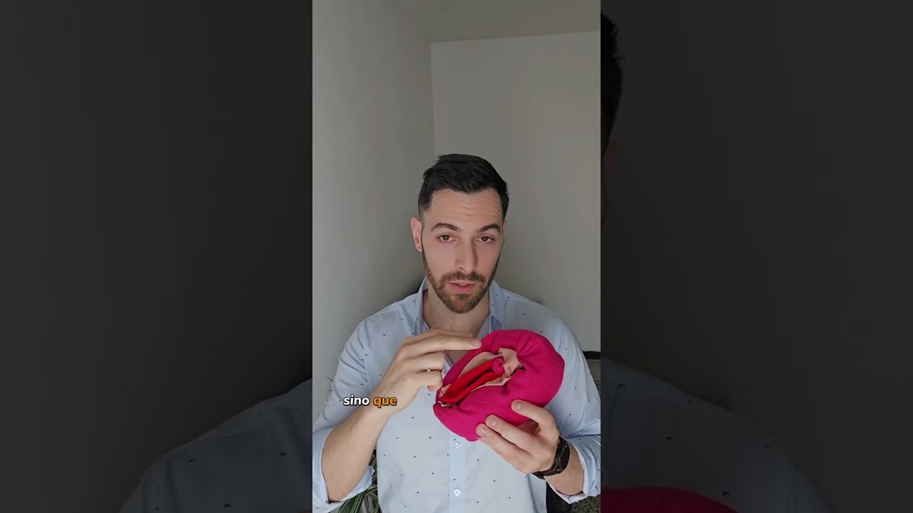 como tocar a una mujer por encima de la ropa