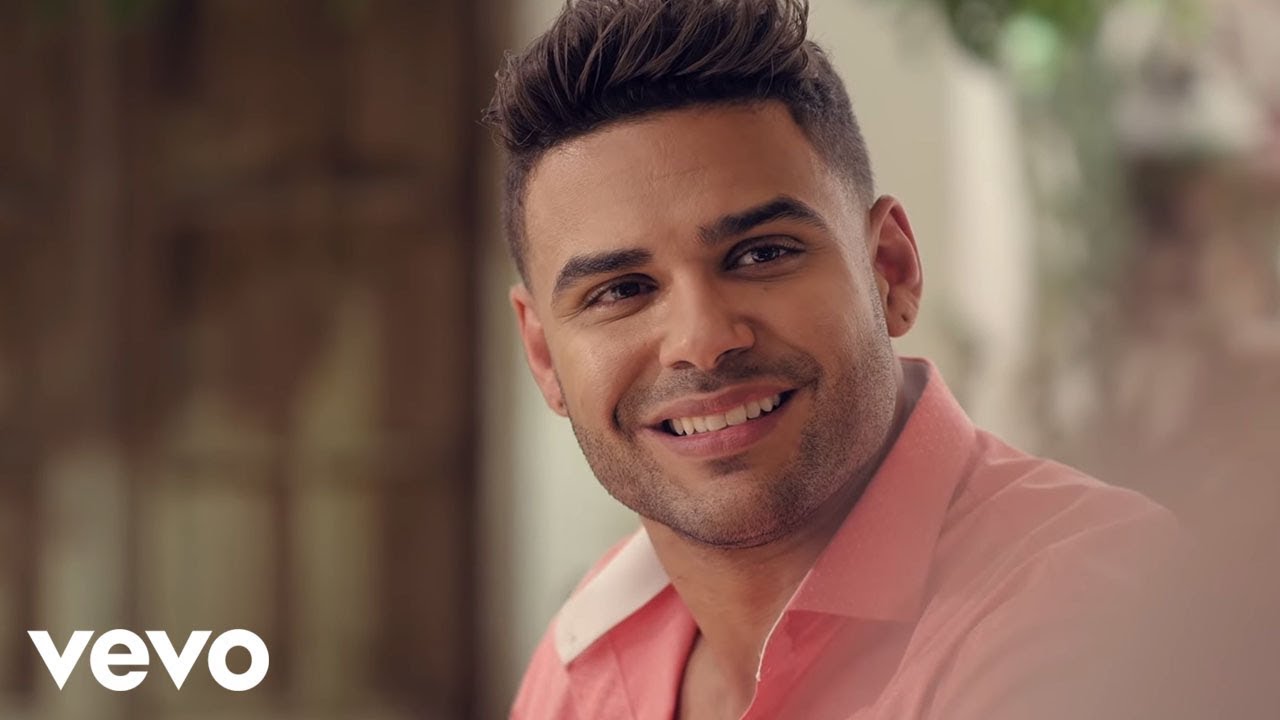 me enamore de tus ojos de tu tierna sonrisa
