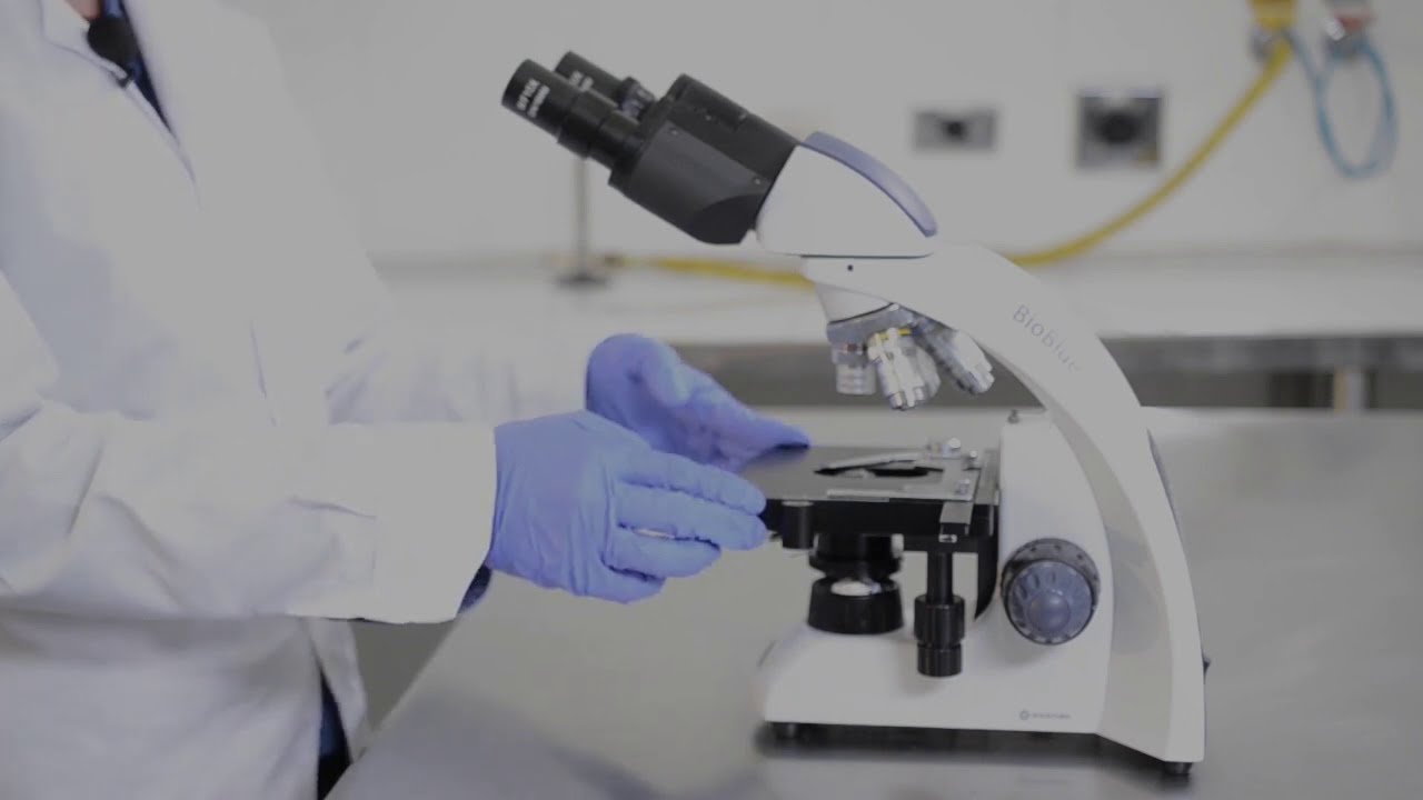 el microscopio equipo fundamental en el laboratorio de biología