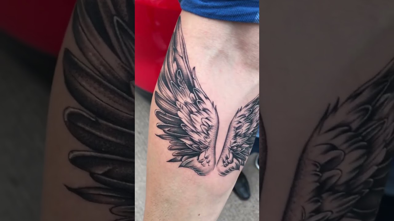 tatuajes de alas de ángel en la espalda