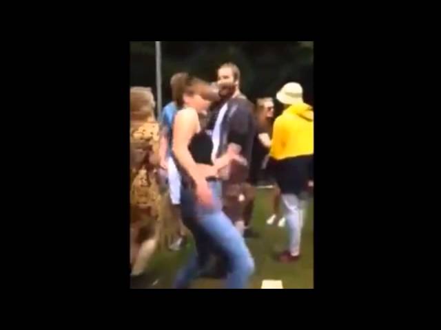 ahi viene el que te gusta actua normal