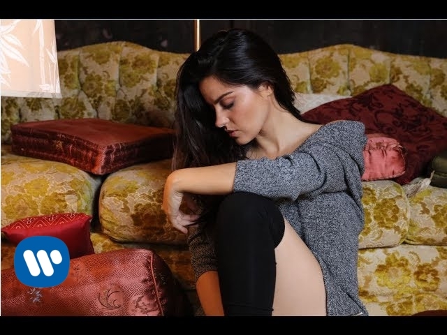 contigo yo me vuelvo loca y cuando tu me miras